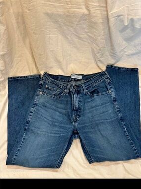 Men’s Levi S67 Athletic Jeans. (32x30)